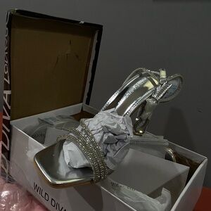 Wild Diva Silver Stiletto Heels Elegant Evening Shoes